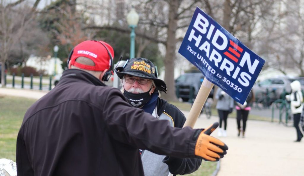 bajden tramp glasaci